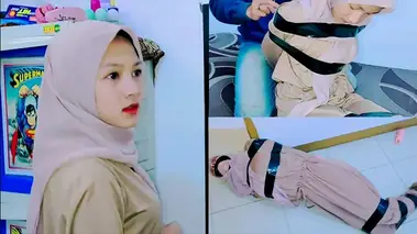 Bokep Indo Salwa Ukhti Jilbab Outdoor Liar poster