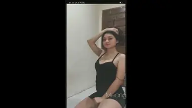 Live Show Cewek Gendut Binal Colmek Squirt Banjir poster